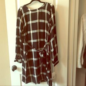 NWT Black white gold plaid dress with belt size XL